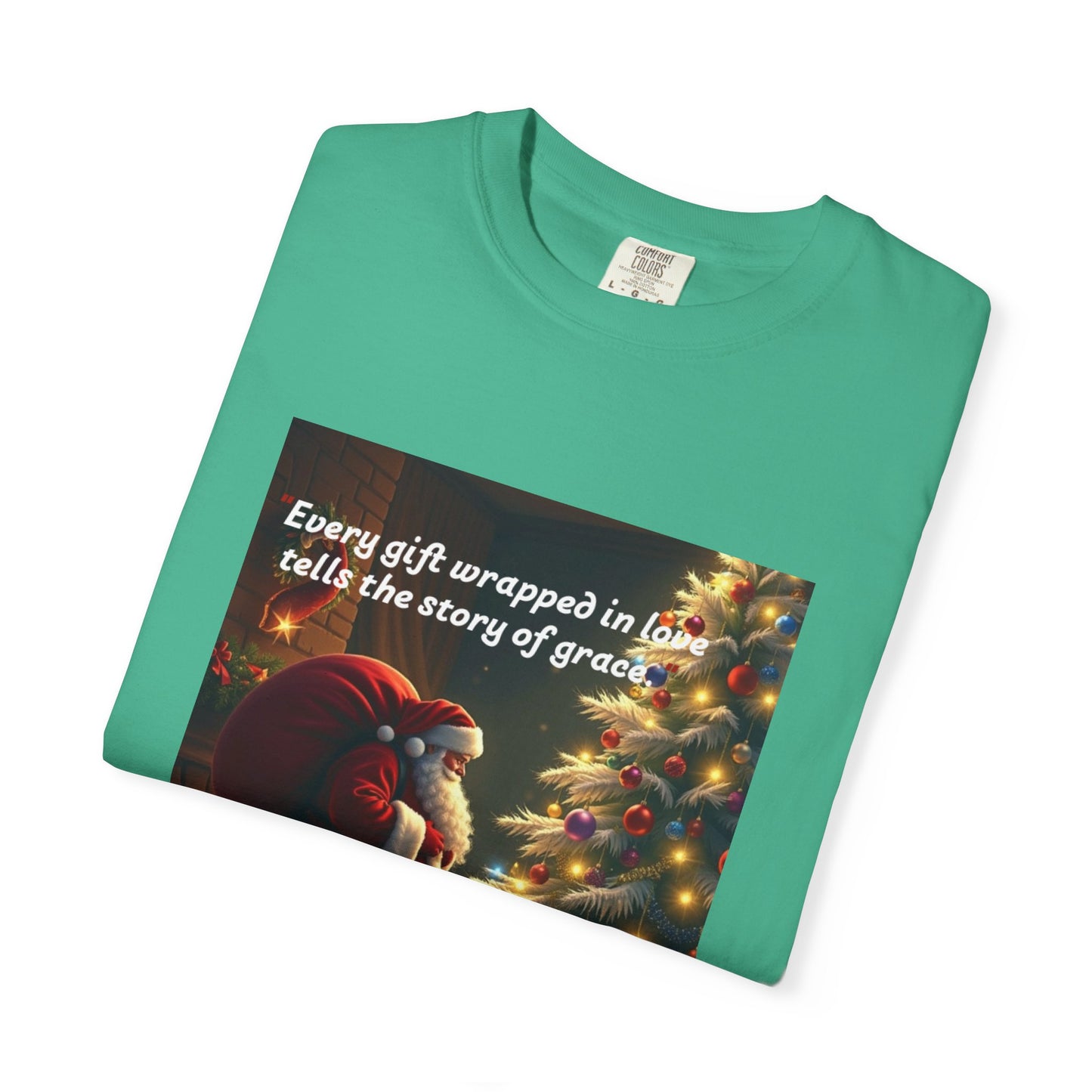 Christmas Gift T-Shirt, Unisex Holiday Tee, Santa Shirt, Christmas Apparel, Festive Gift Idea