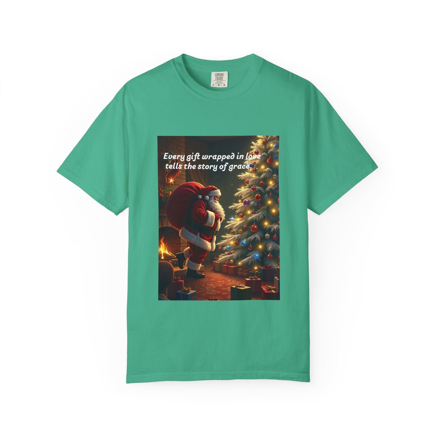 Christmas Gift T-Shirt, Unisex Holiday Tee, Santa Shirt, Christmas Apparel, Festive Gift Idea